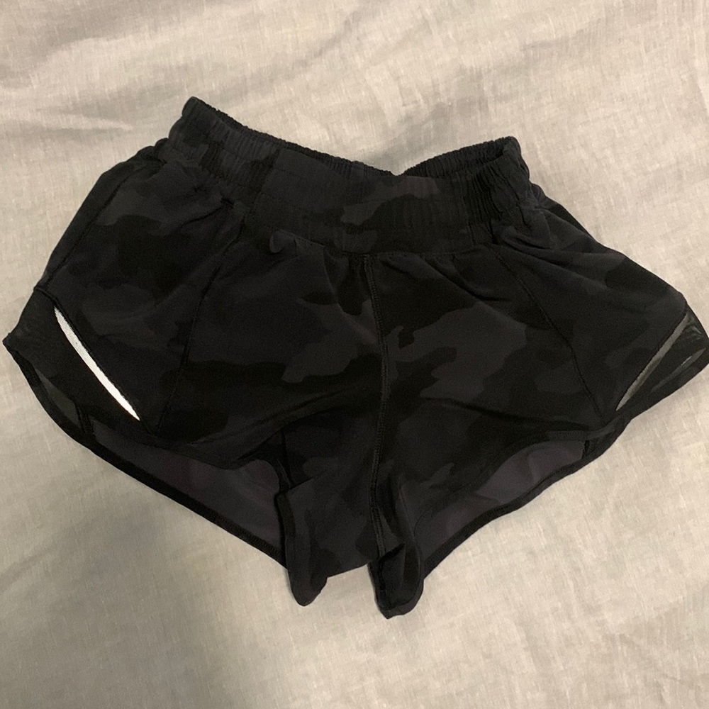 Camo 2.5 hotty hot shorts